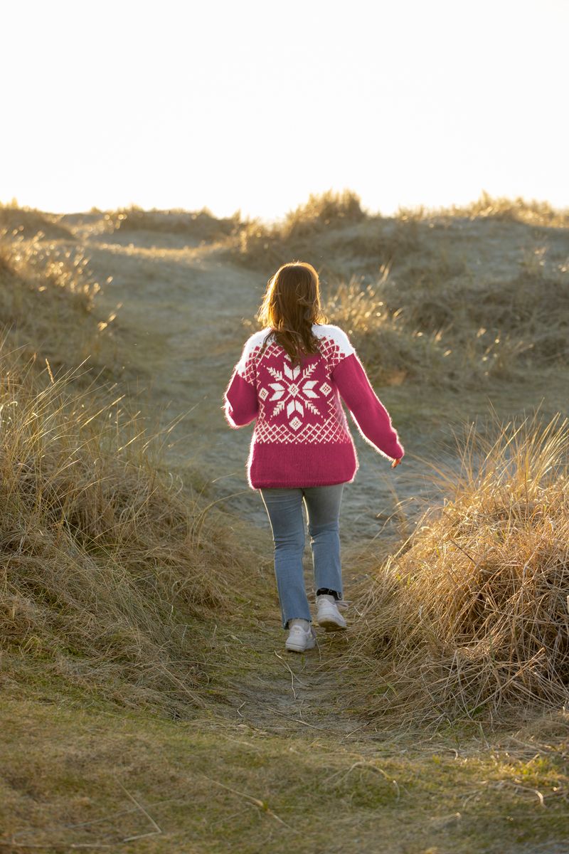 Snørose Hope genser Cerise